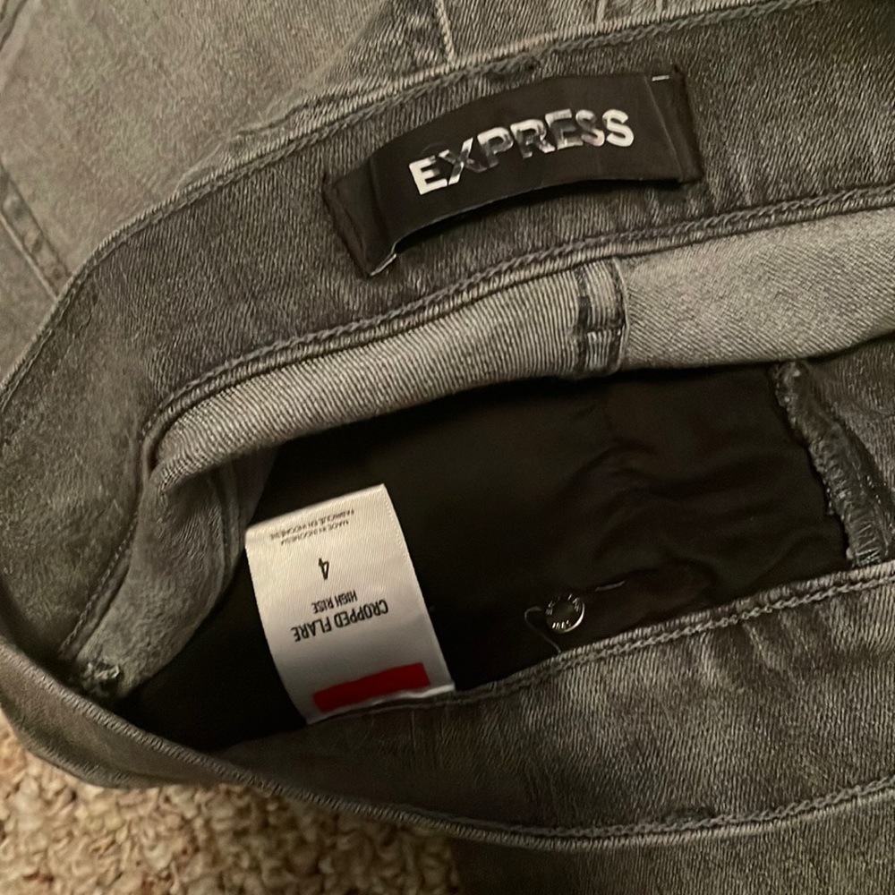 Size 4 express jeans.